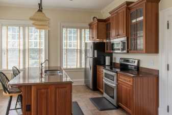 an empty kitchen