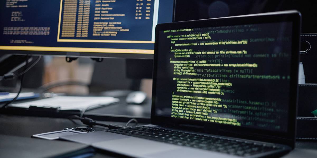 Custom intranet portal development for internal business communication
